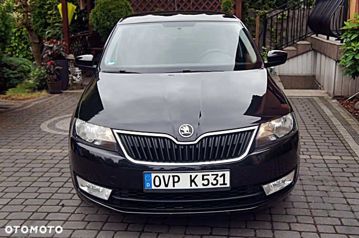 Skoda RAPID 1.6 TDI DSG Ambition - 14