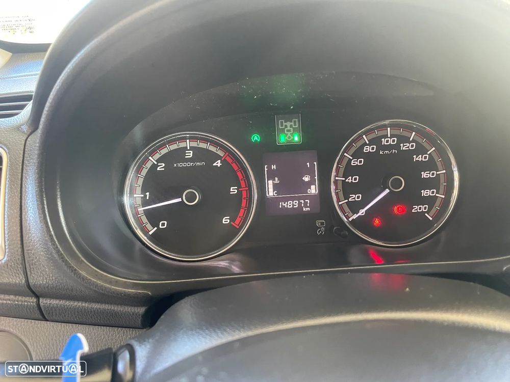 Mitsubishi L200 2.4 DI-D 4X4 - 15