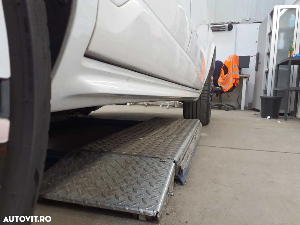 Volvo XC 90 T8 AWD Recharge Geartronic RDesign - 17