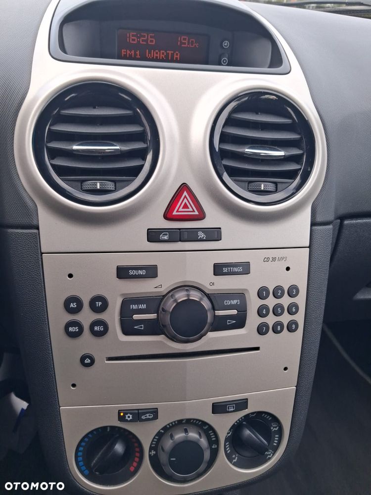Opel Corsa - 2