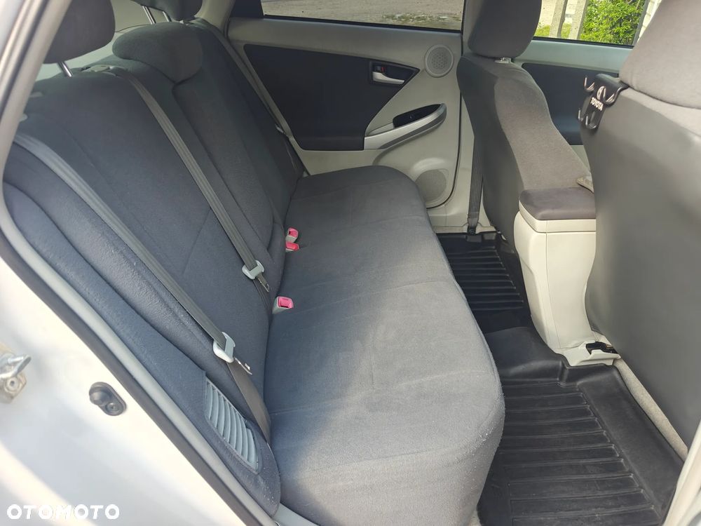 Toyota Prius 1.8 HSD Life - 6