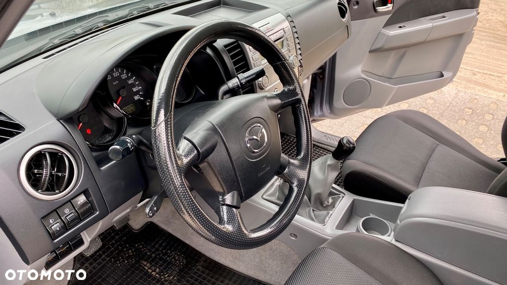 Mazda BT-50 - 24