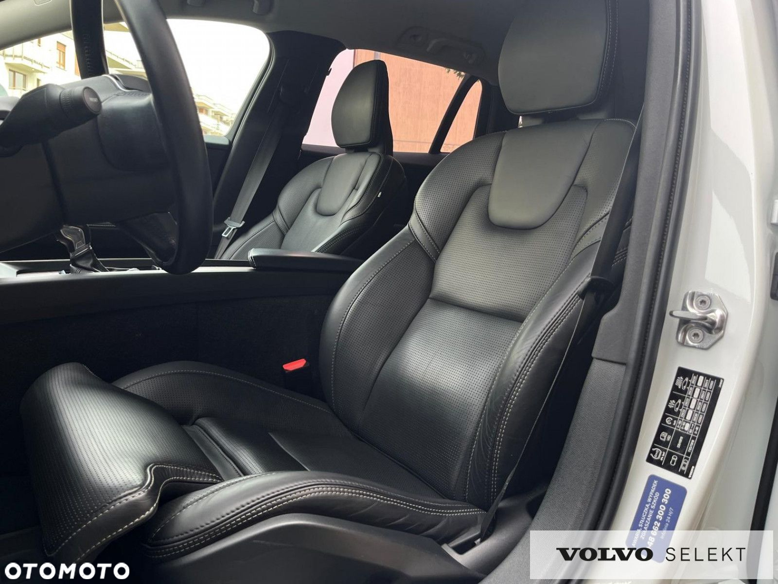 Volvo V60 Cross Country - 14