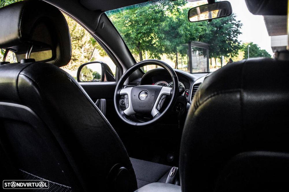 Chevrolet Captiva 2.0 VCDi Seven 7L - 32