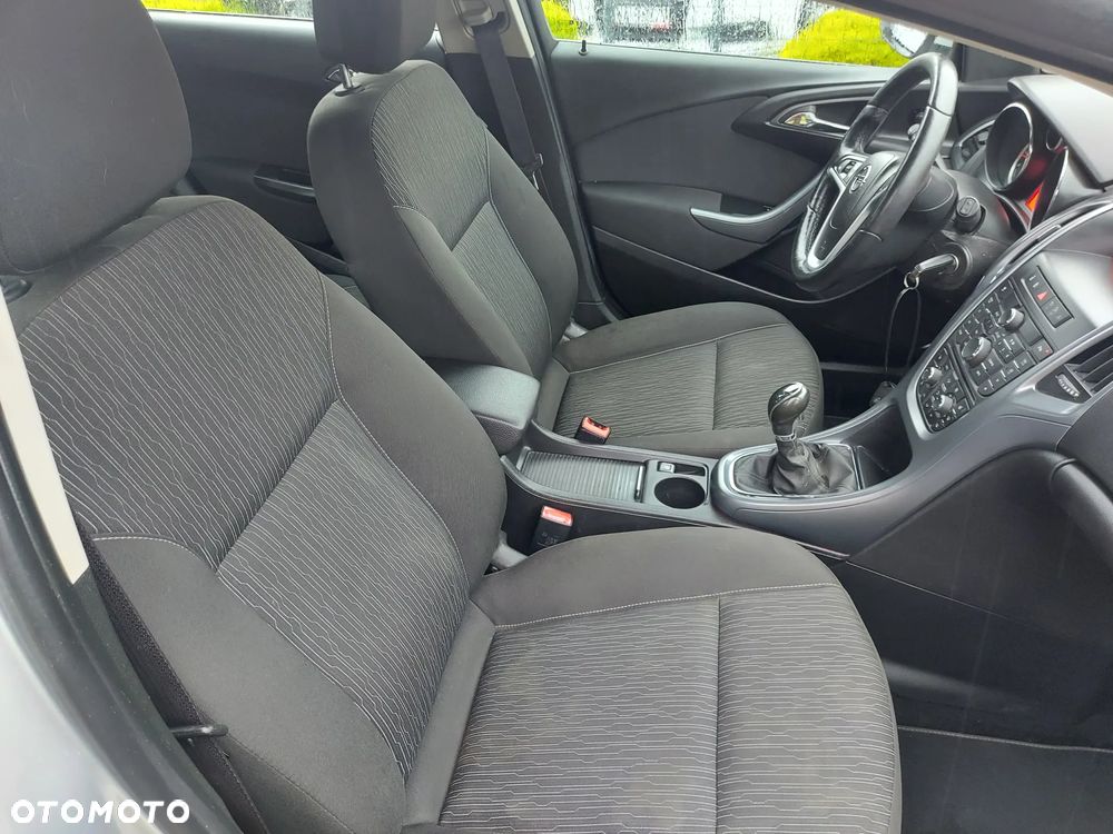 Opel Astra 1.4 Turbo - 12