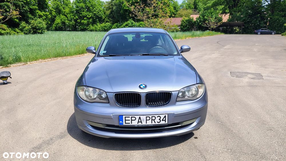 BMW Seria 1 118d - 4