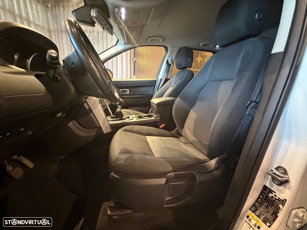 Land Rover Discovery Sport 2.0 TD4 HSE Luxury - 21