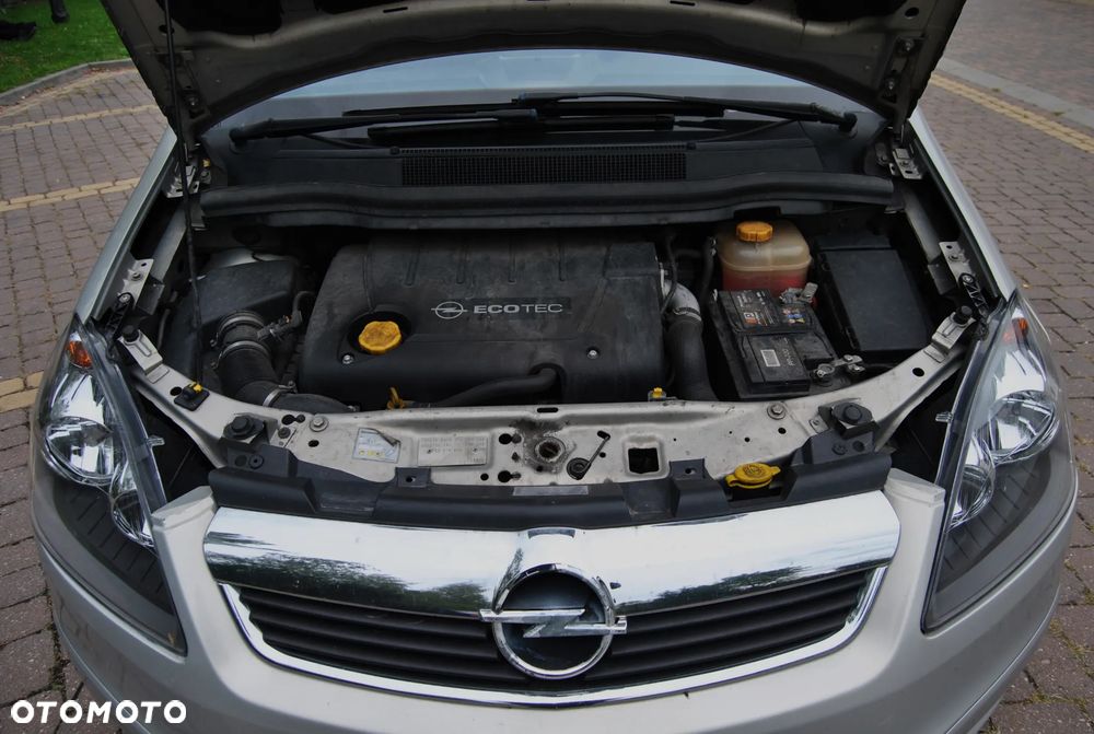 Opel Zafira 1.9 CDTI Cosmo - 13