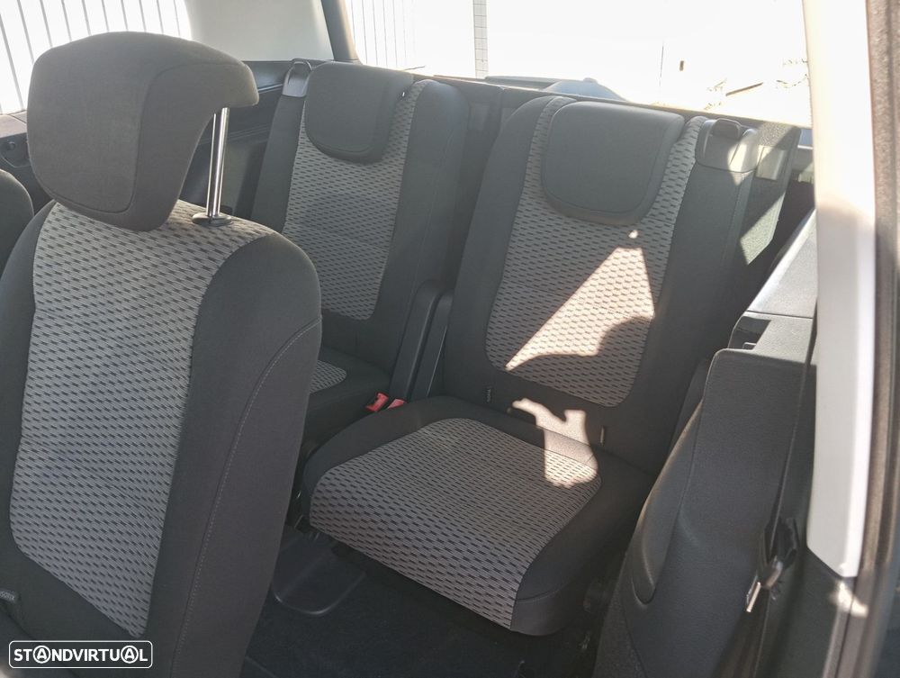 VW Sharan 2.0 TDI Confortline - 15