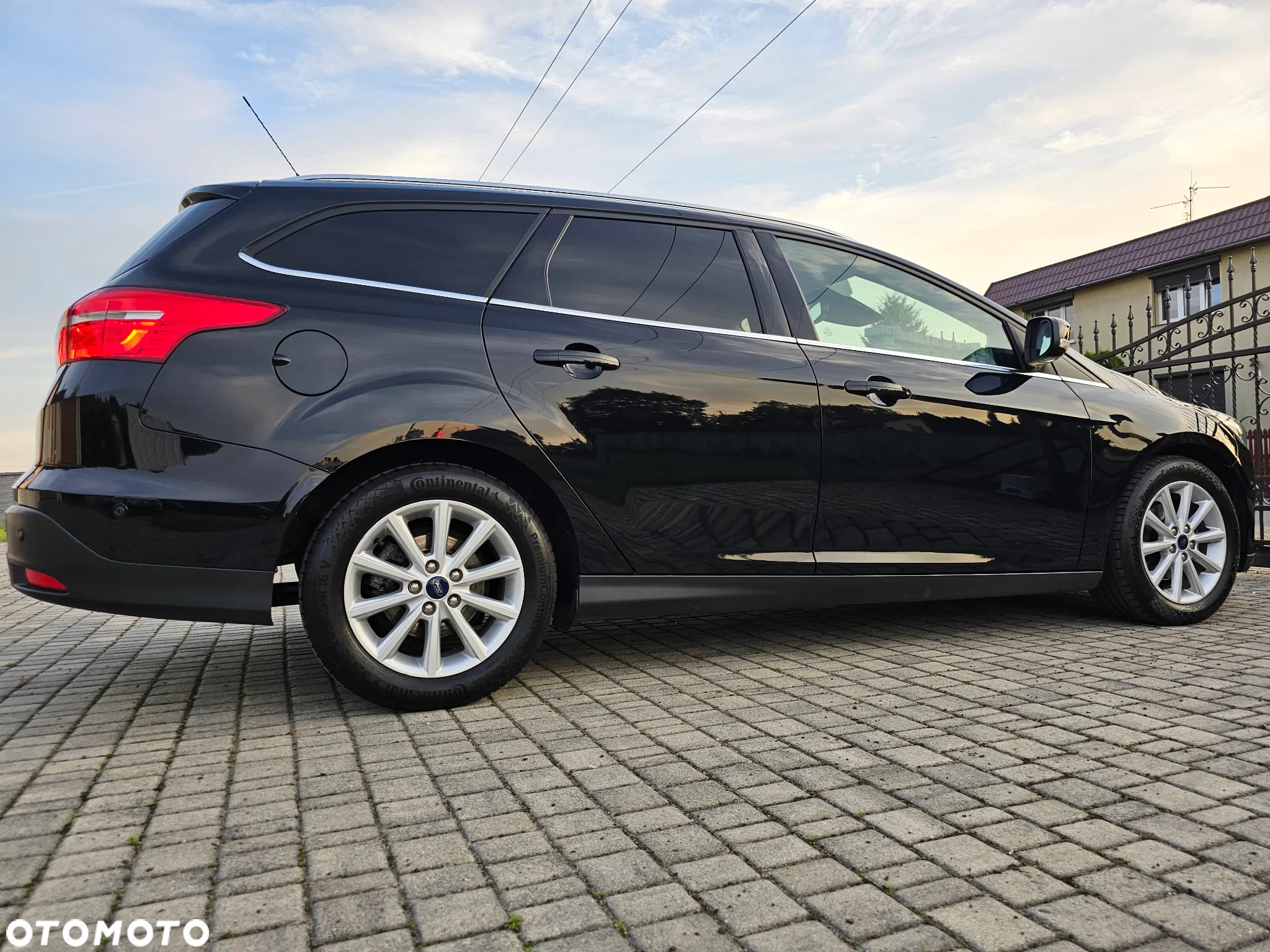 Ford Focus Turnier 1.5 EcoBlue Start-Stopp-System TITANIUM X - 29
