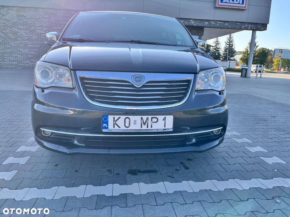 Lancia Voyager 3.6 Platinum - 3