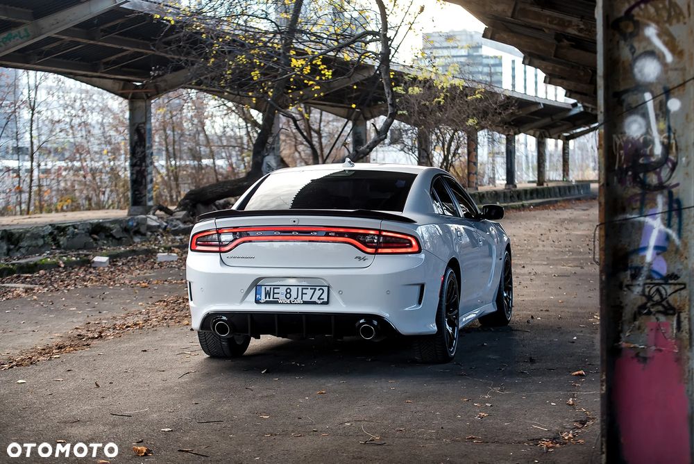 Dodge Charger 5.7 R/T - 13