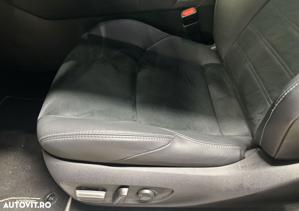 Toyota RAV4 2.5 4x4 Hybrid GR SPORT - 13