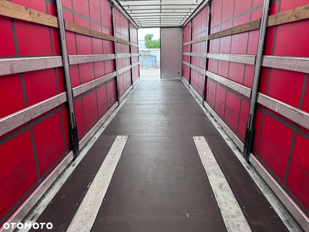 Schmitz Cargobull SCB S3 - 11