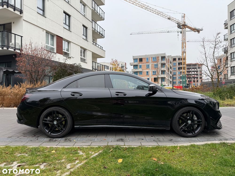 Mercedes-Benz CLA AMG 45 4-Matic - 5