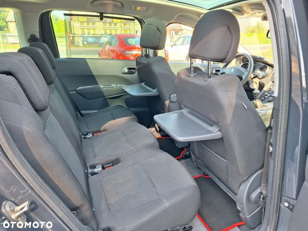 Peugeot 5008 HDI FAP 150 Platinum - 24