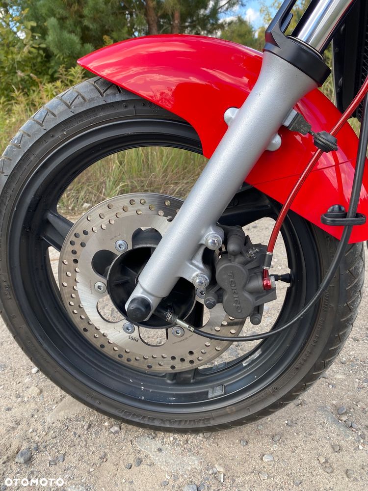 Kawasaki ER - 16