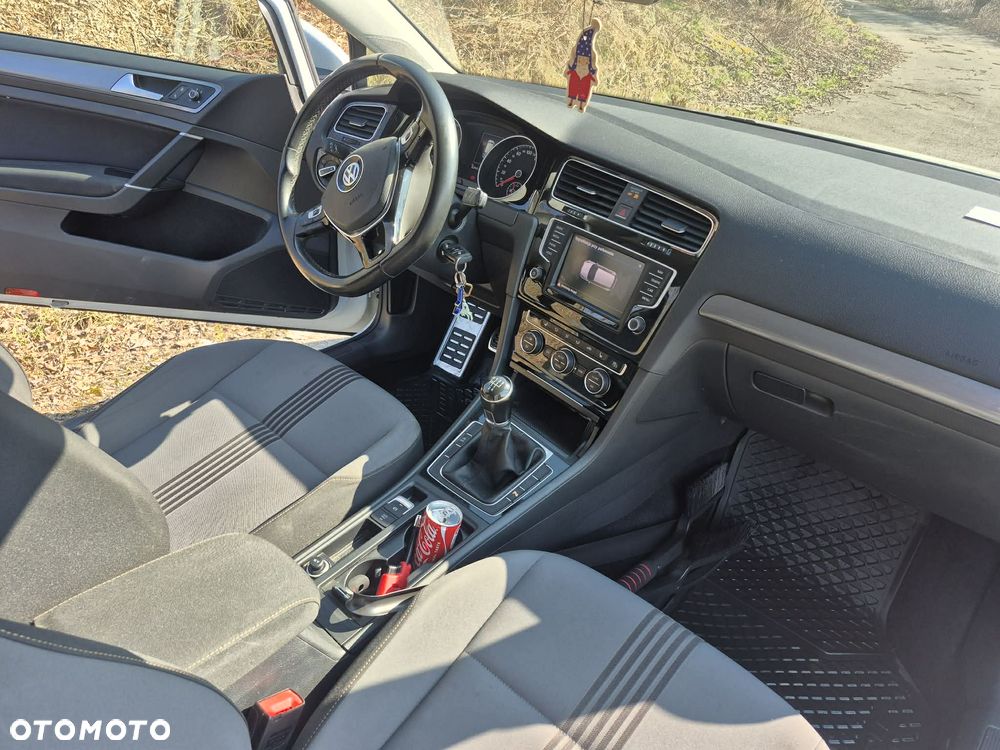 Volkswagen Golf 1.6 TDI BlueMotion Technology Allstar - 9