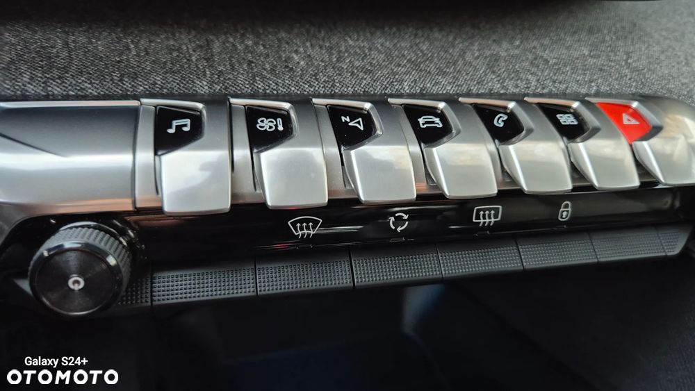 Peugeot 3008 BlueHDi 120 Stop & Start Allure - 27