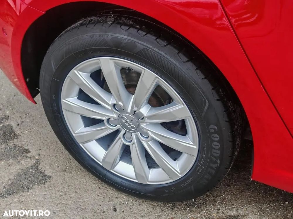 Audi A3 2.0 TDI Sportback (clean diesel) S tronic Attraction - 25