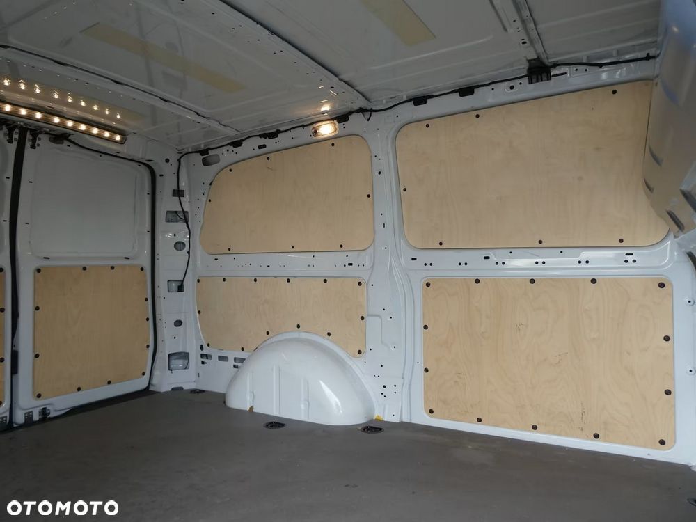 Mercedes-Benz Vito - 4