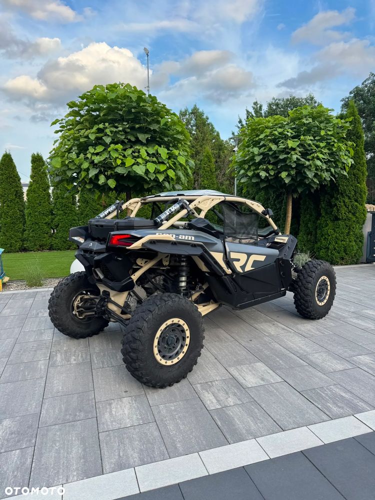 Can-Am Maverick - 4