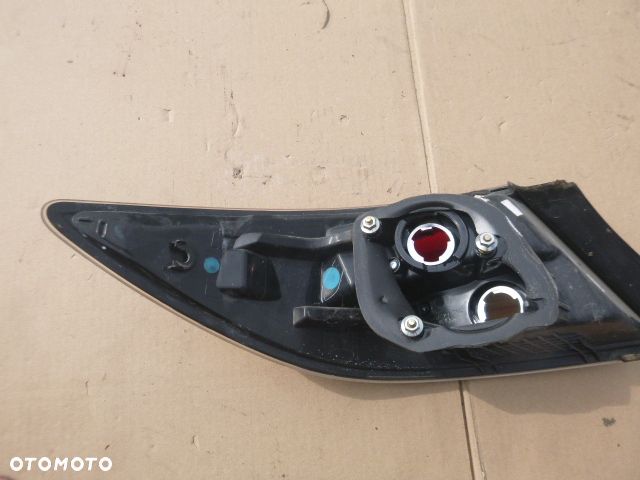 LAMPA PRAWY TYŁ PRAWA TYLNA MAZDA 6 SEDAN WERSJA USA 2010 - 15