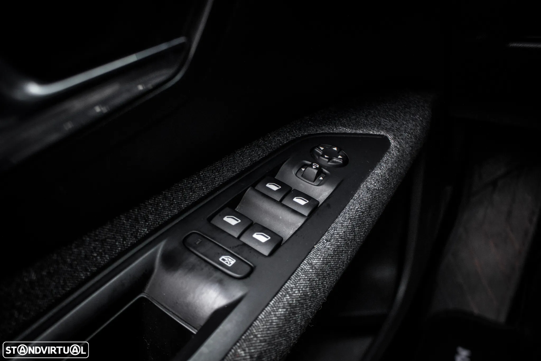 Peugeot 5008 PureTech 130 EAT6 Active - 21