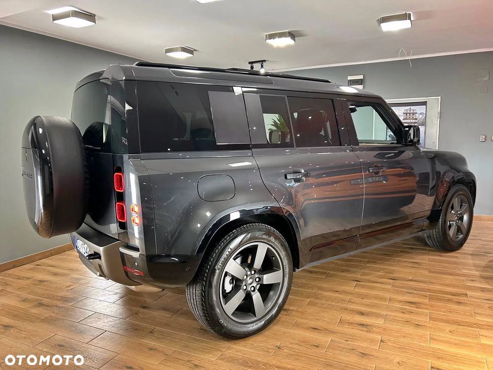 Land Rover Defender 3.0 D250 mHEV X-Dynamic HSE - 22