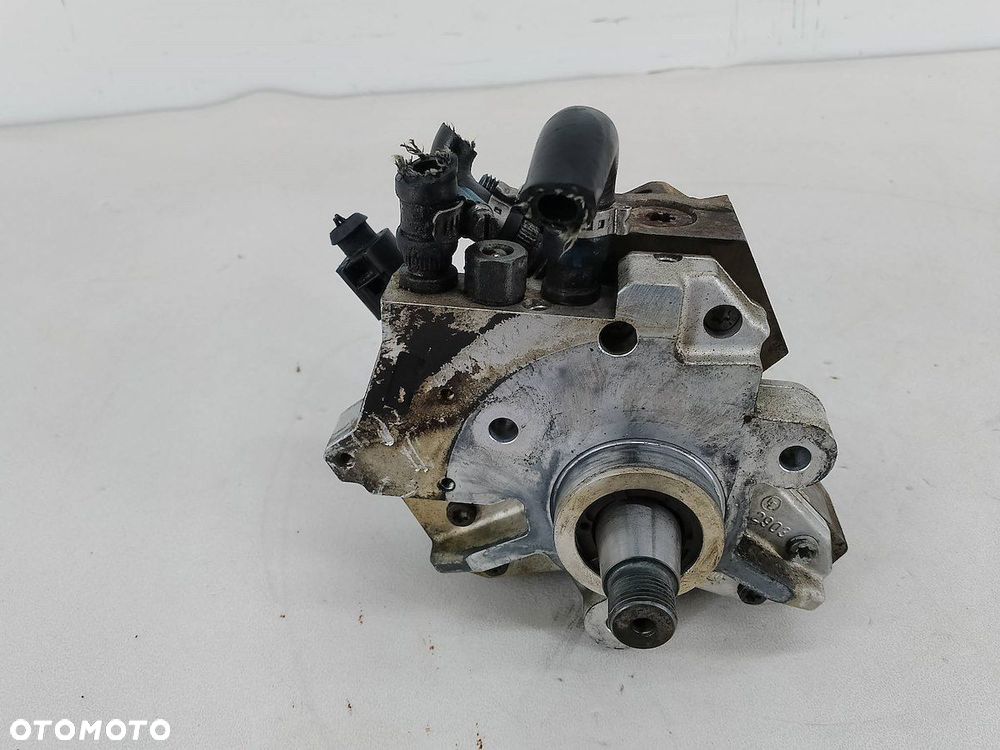 POMPA WTRYSKOWA AUDI A8 D2 057130755E 0445010036  3.3 TDI - 1
