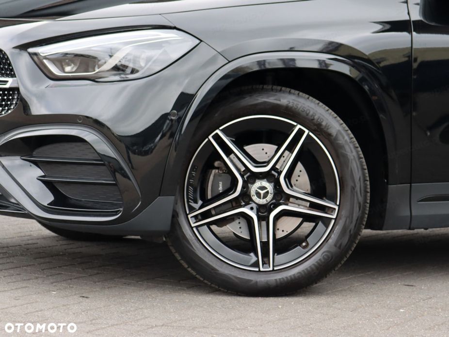 Mercedes-Benz GLA 200 AMG Line - 5