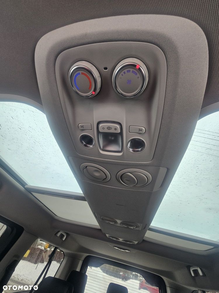 Peugeot Traveller 2.0 BlueHDi Long Business Vip - 38