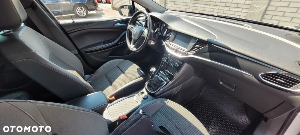 Opel Astra 1.2 T Elegance S&S - 5