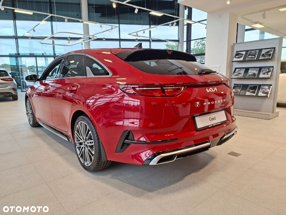 Kia ProCeed - 5