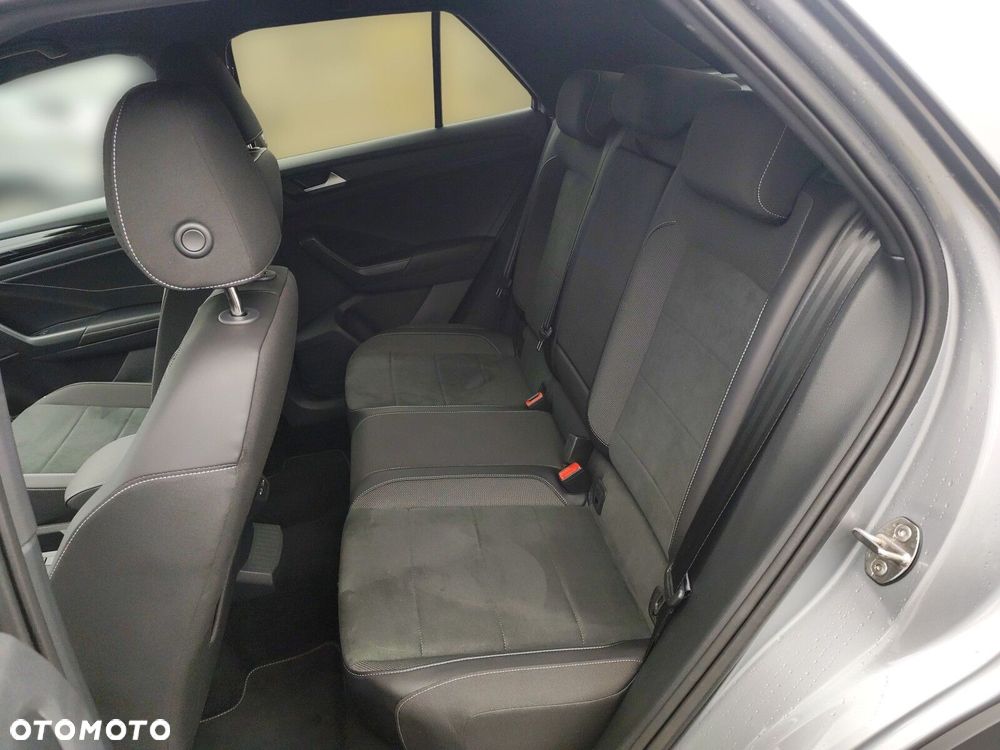 Volkswagen T-Roc 1.5 TSI R-Line DSG - 13