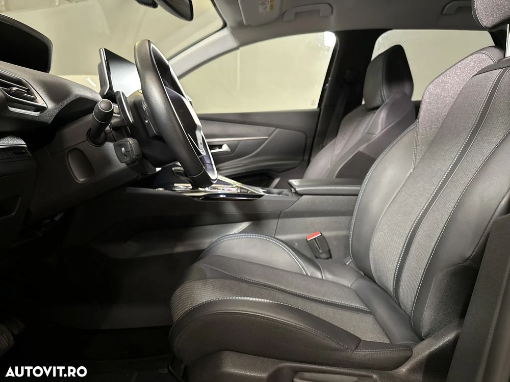 Peugeot 3008 - 23
