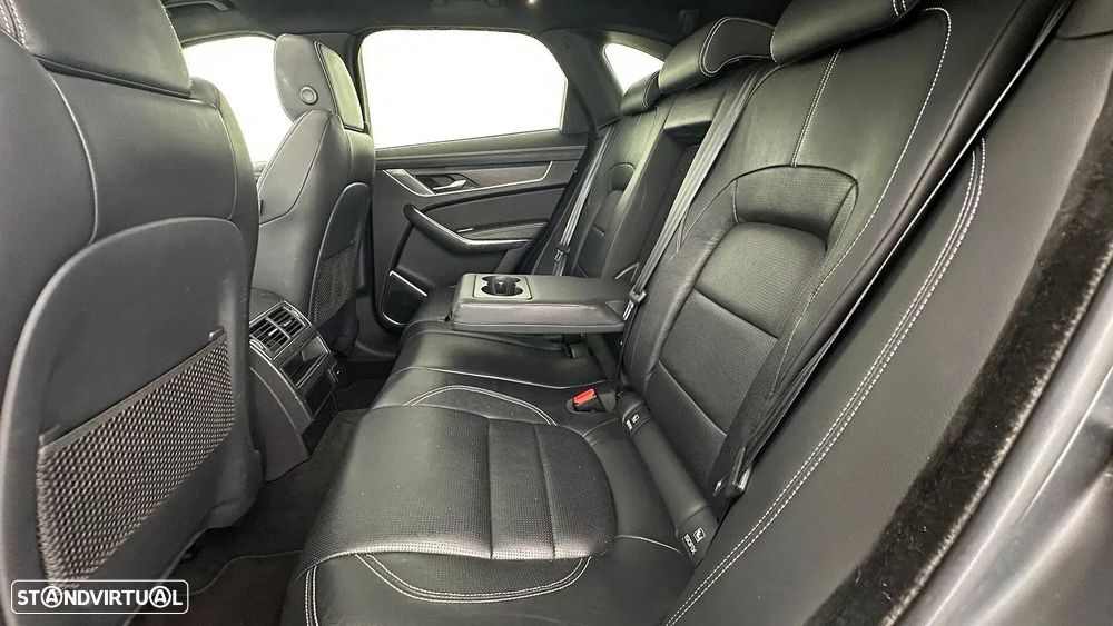 Jaguar F-Pace 2.0 P400e AWD R-Dynamic Black - 52