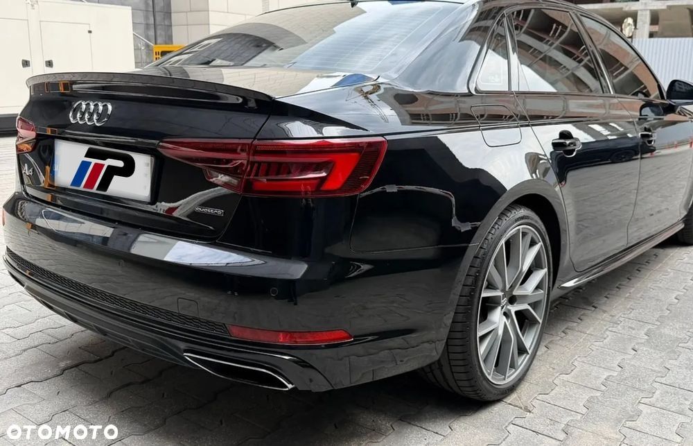 Audi A4 Limousine 2.0 TFSI quattro S tronic S line Sportpaket - 7