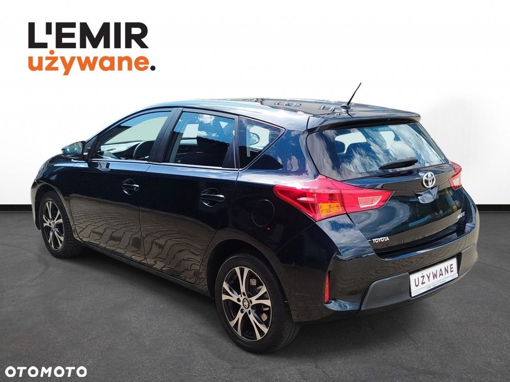 Toyota Auris - 15