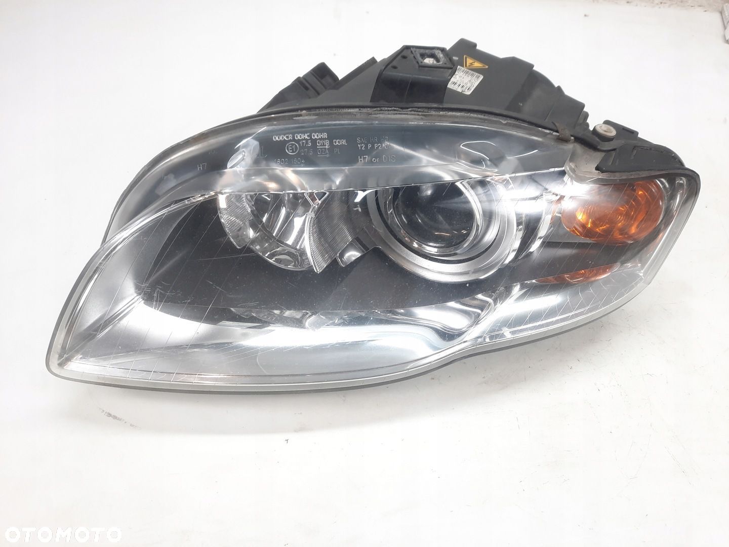 LAMPA LEWY PRZÓD LEWA PRZEDNIA AUDI A4 B7 XENON UK - 1