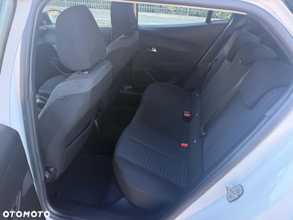 Peugeot 2008 - 25