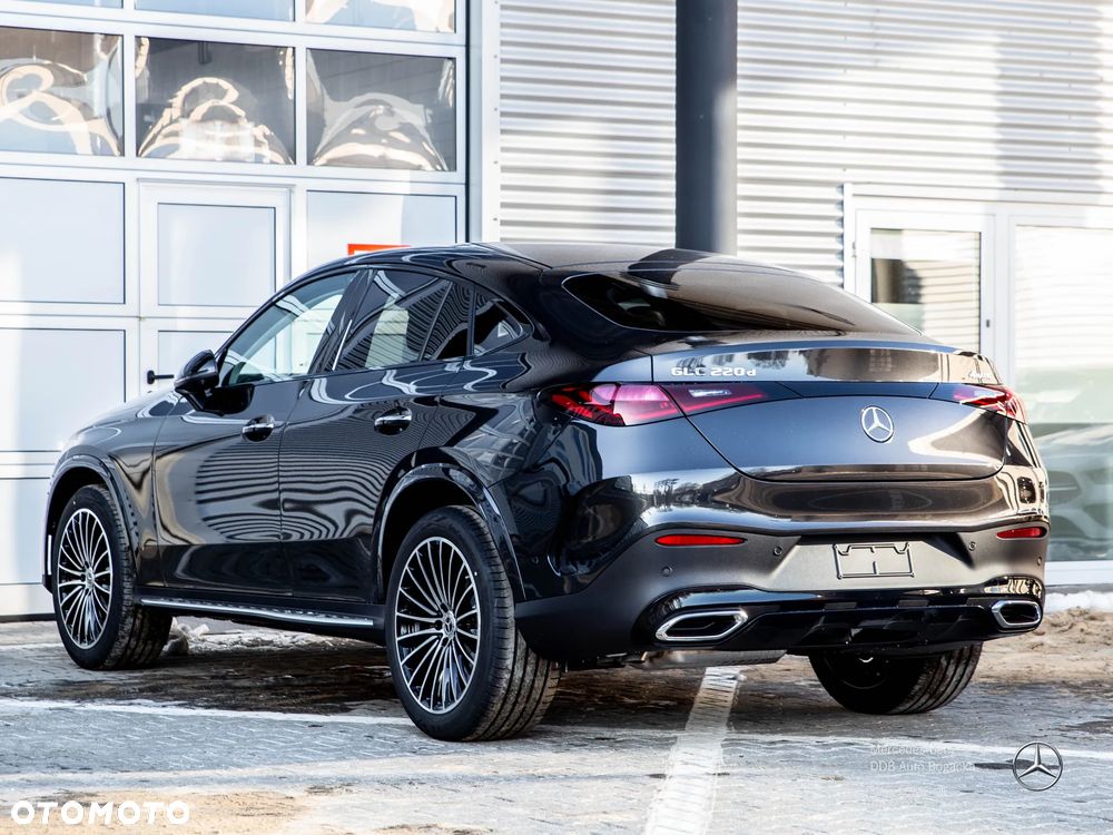 Mercedes-Benz GLC 220 d mHEV 4-Matic AMG Line - 4