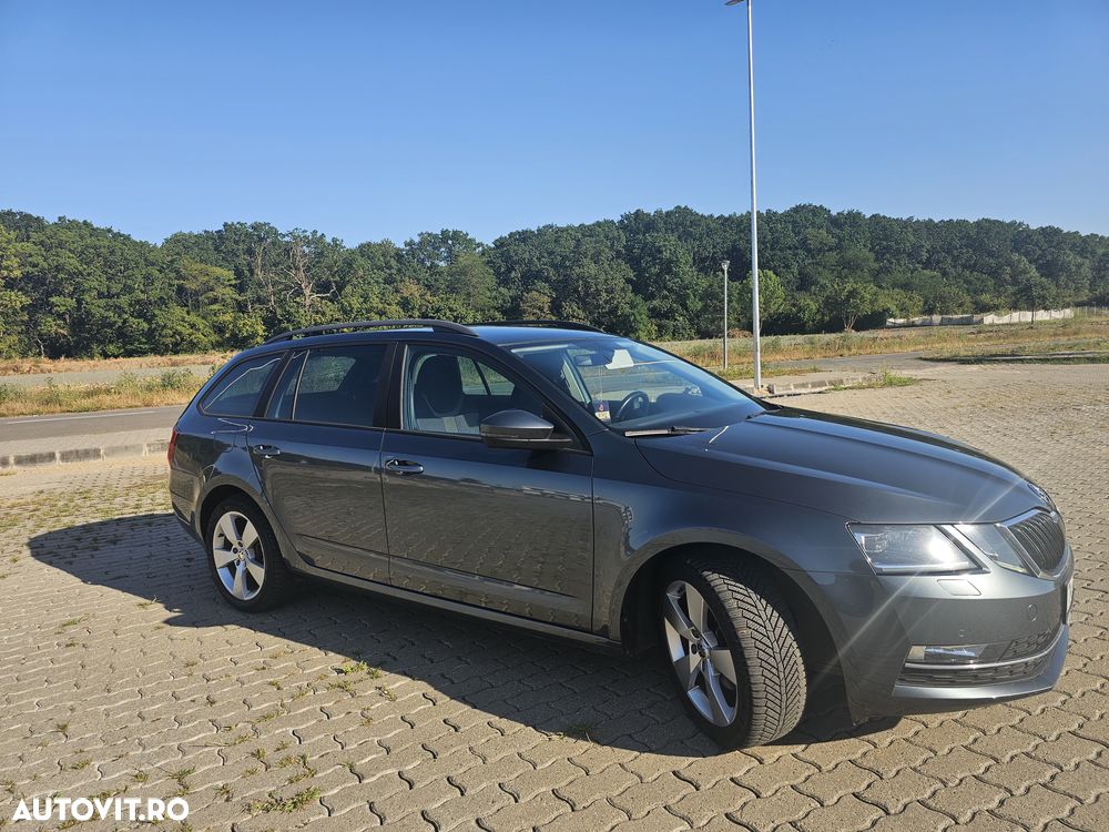 Skoda Octavia 2.0 TDI DSG Style - 4