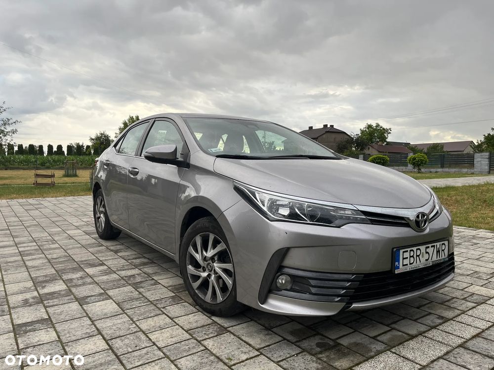 Toyota Corolla 1.6 Comfort - 1