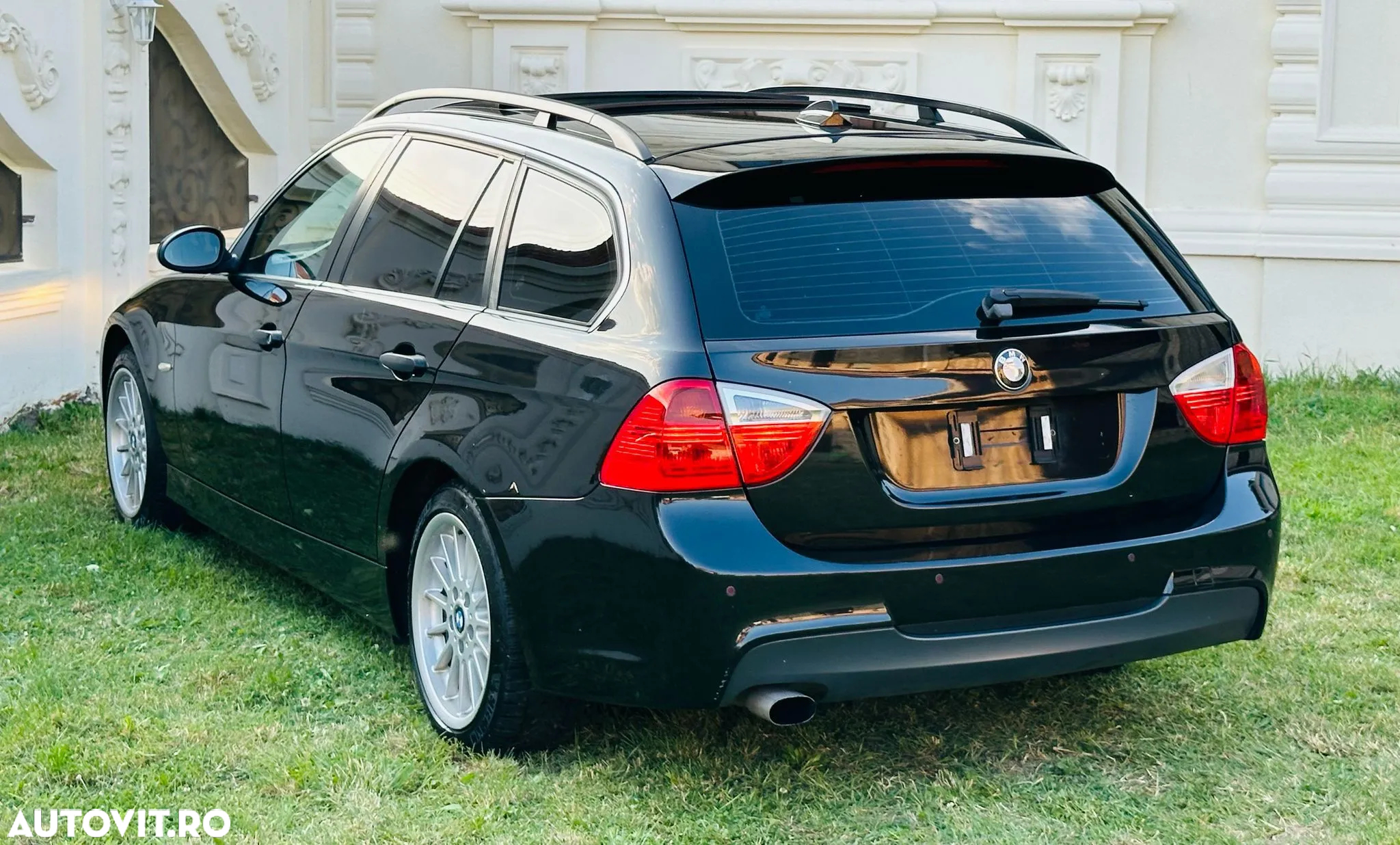 BMW Seria 3 320i Aut. - 4