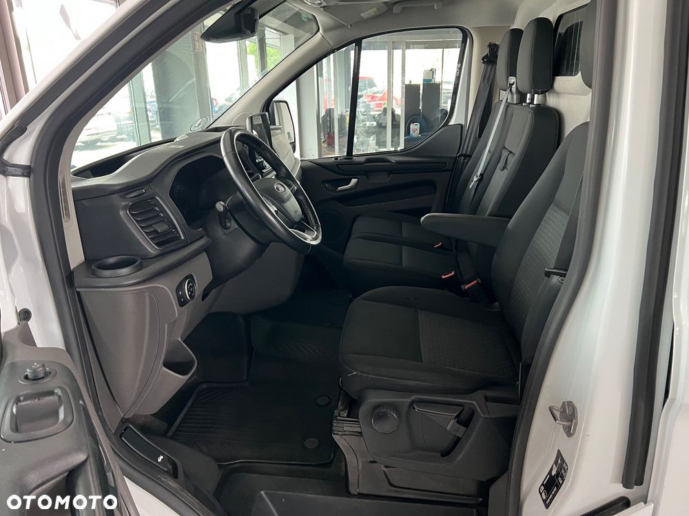 Ford Transit Custom - 24