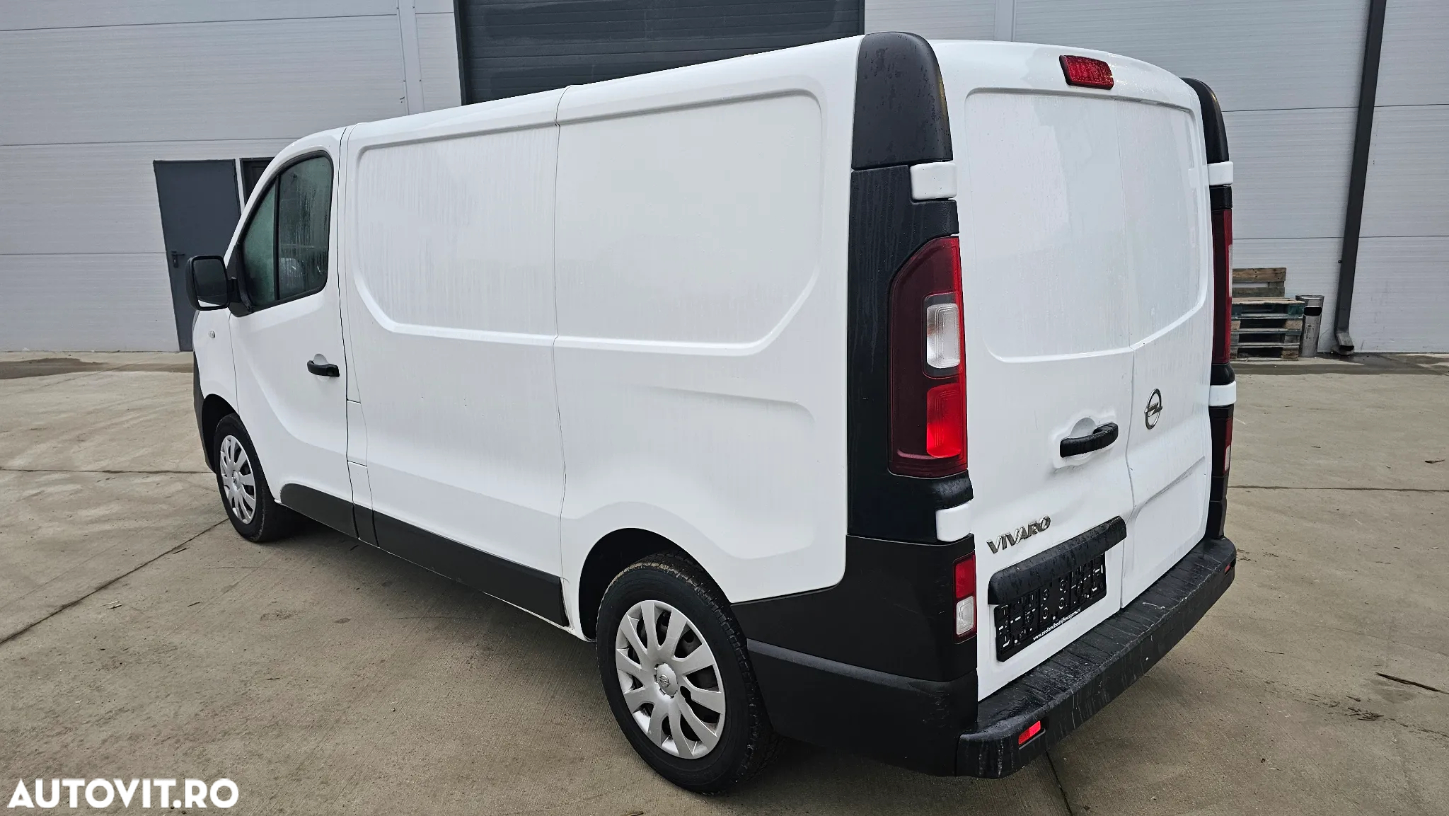 Opel Vivaro - 3