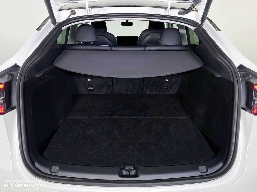 Tesla Model Y Long Range Tração Integral - 8