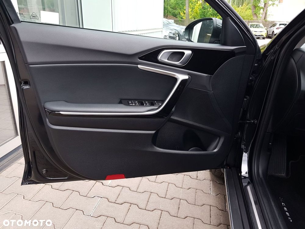Kia XCeed 1.6 GDI PHEV Business Line DCT - 11