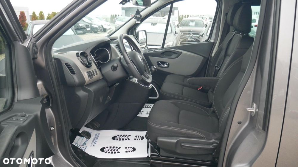 Renault Trafic - 10